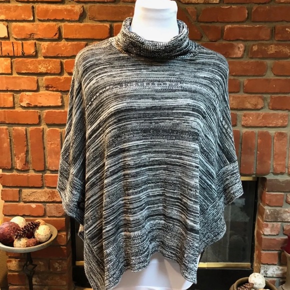 BoHo L BLACK Gray White Hi Lo Butterfly Turtleneck LAYERING SHIRT Top - Picture 5 of 6